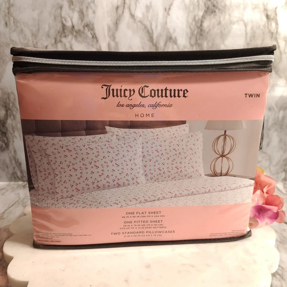 Juicy‎ Couture Twin Sheet Set White/Pink/Red One Flat Sheet One Fitted Sheet